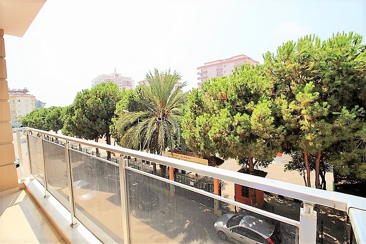 Апартаменты с планировкой 1+1 в Махмутларе