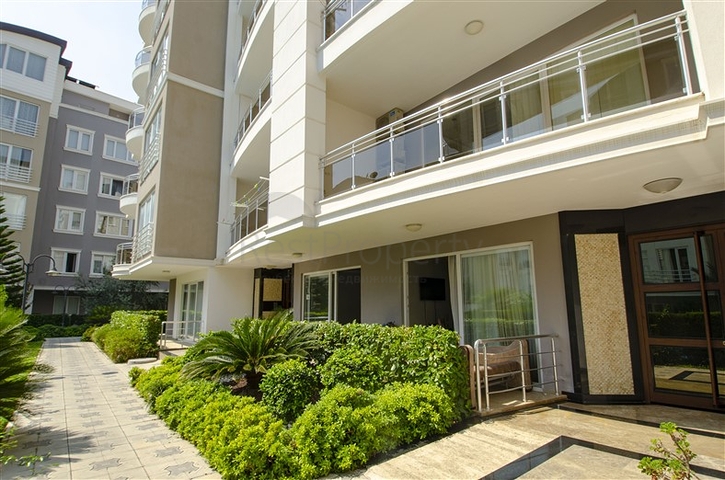 Квартира 2+1 с мебелью в комплексе в Коньяалты Анталья