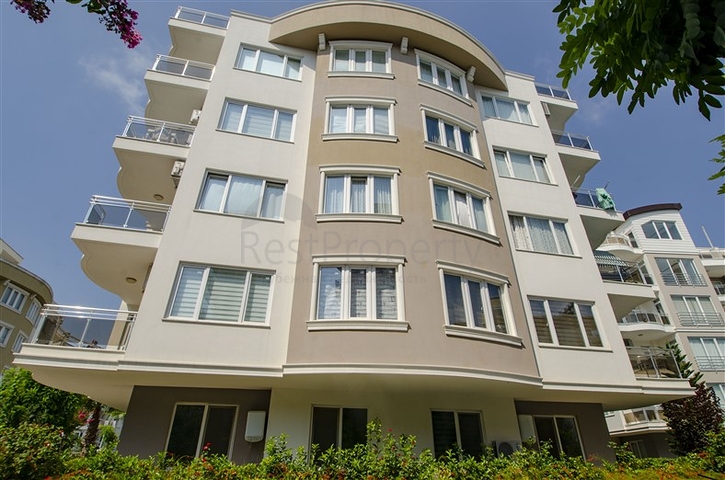 Квартира 2+1 с мебелью в комплексе в Коньяалты Анталья