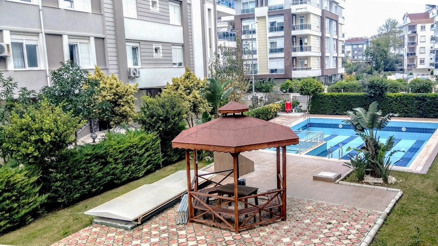 Квартира 2+1 в комплексе с бассейном в  Коньяалты Анталья 