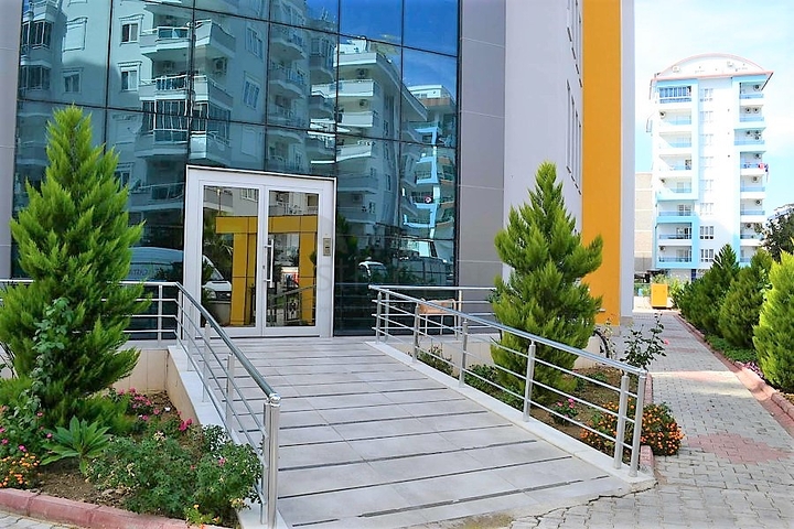 Апартаменты планировки 2+1 с мебелью