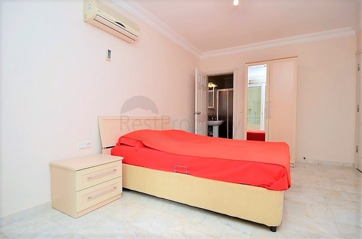 Меблированные апартаменты 2+1 в Махмутларе