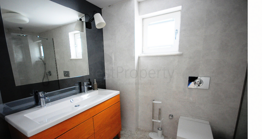 Вилла 4+1 с собственным бассейном, садом в Текирова Кемере 600 м до моря