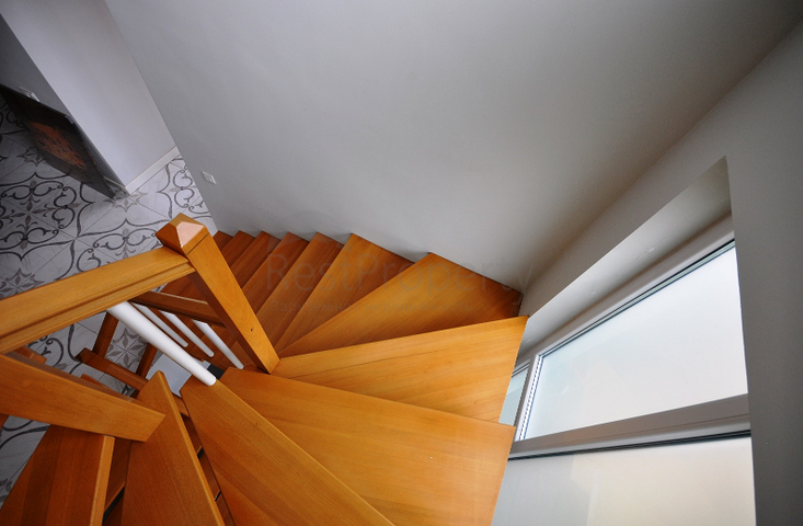 Вилла 4+1 с собственным бассейном, садом в Текирова Кемере 600 м до моря