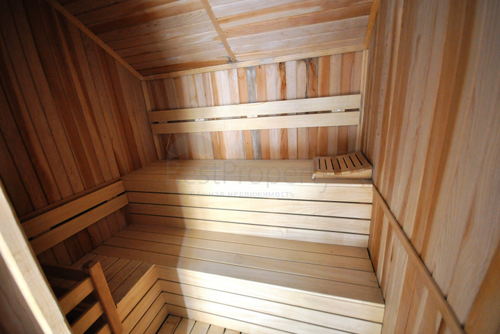 Вилла 4+1 с собственным бассейном, садом в Текирова Кемере 600 м до моря