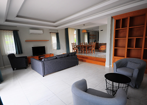 Вилла 4+1 с собственным бассейном, садом в Текирова Кемере 600 м до моря