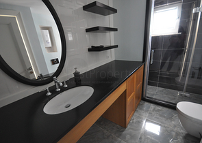 Вилла 4+1 с собственным бассейном, садом в Текирова Кемере 600 м до моря