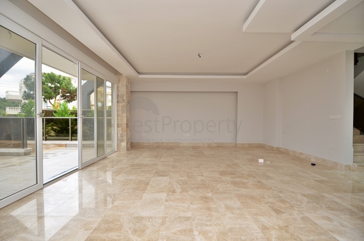 Большая вилла в новом комплексе Каргыджака