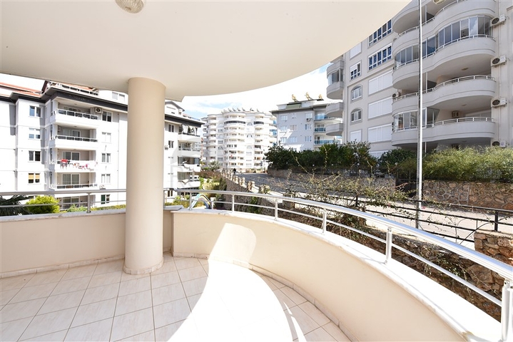 Квартира планировки 2+1 в районе Тосмур