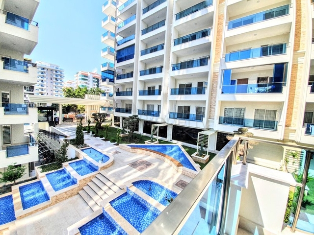 Квартиры планировки 2+1 в Махмутларе