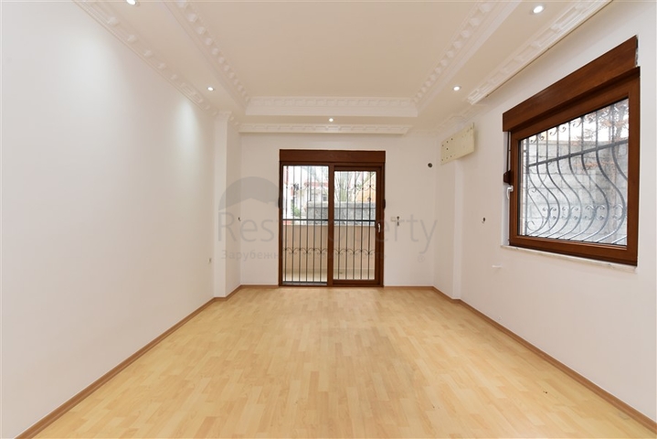 'Квартира планировки 3+1 в центре Алании