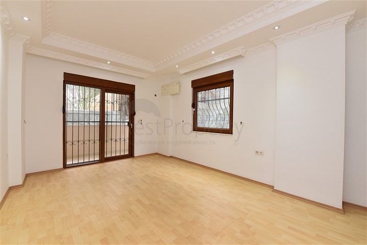 'Квартира планировки 3+1 в центре Алании