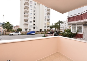 'Квартира планировки 3+1 в центре Алании