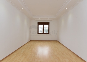 'Квартира планировки 3+1 в центре Алании