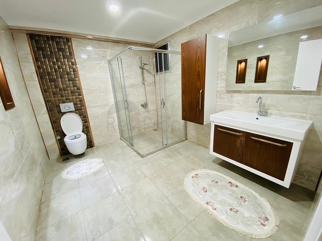 Трехкомнатные квартиры с мебелью 