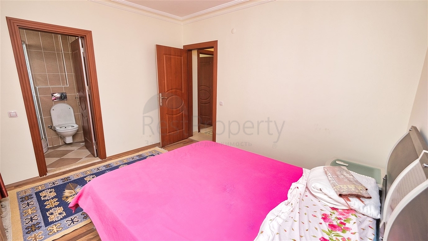 Просторный пентхаус 5+1 с мебелью в пешей доступности к морю