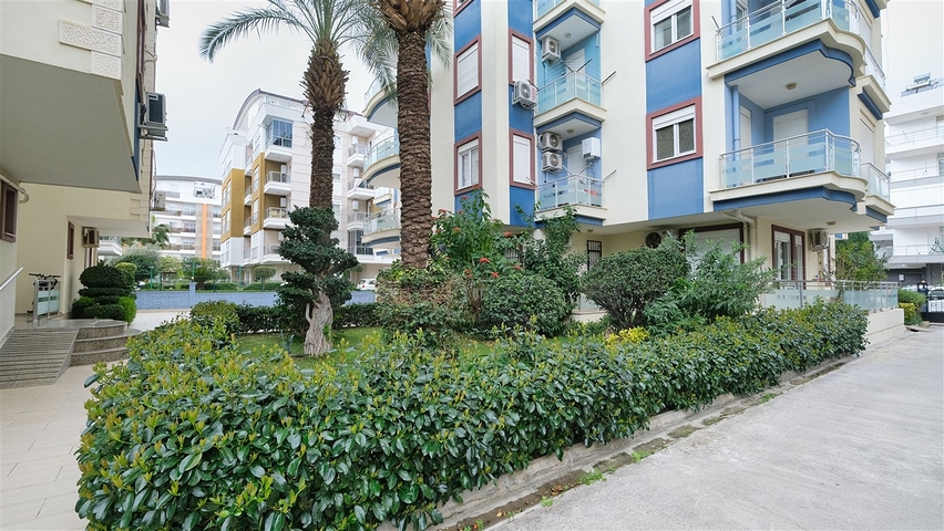 Просторный пентхаус 5+1 с мебелью в пешей доступности к морю