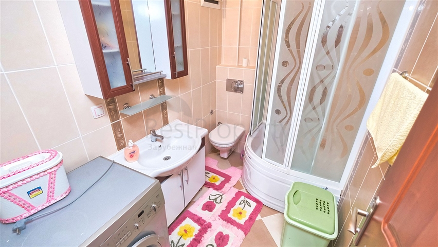 Просторный пентхаус 5+1 с мебелью в пешей доступности к морю