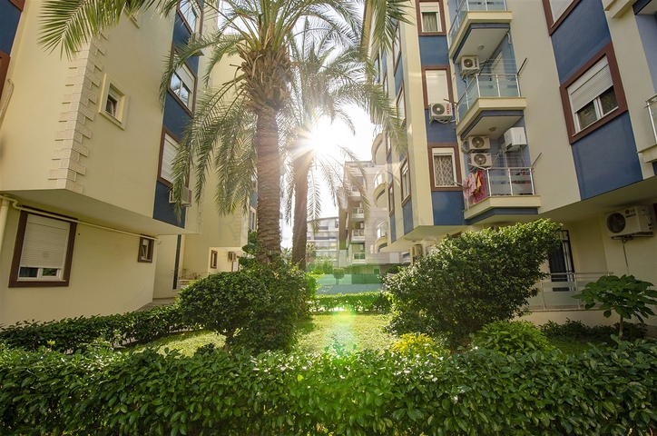 Просторный пентхаус 5+1 с мебелью в пешей доступности к морю