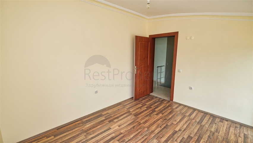 Просторный пентхаус 5+1 с мебелью в пешей доступности к морю