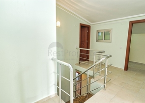 Просторный пентхаус 5+1 с мебелью в пешей доступности к морю