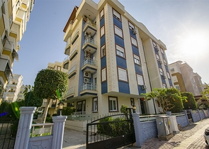 Просторный пентхаус 5+1 с мебелью в пешей доступности к морю