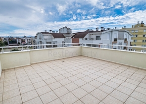 Просторный пентхаус 5+1 с мебелью в пешей доступности к морю