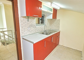 Просторный пентхаус 5+1 с мебелью в пешей доступности к морю