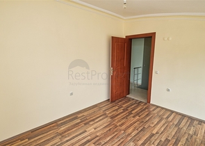 Просторный пентхаус 5+1 с мебелью в пешей доступности к морю