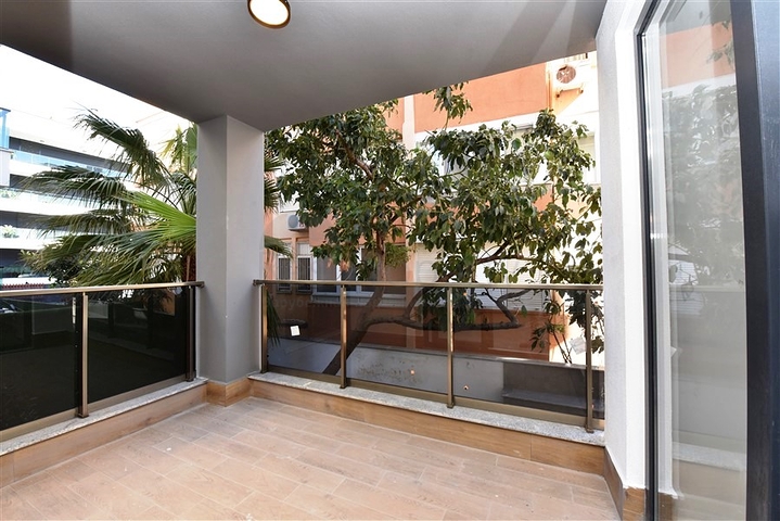 Двухкомнатная квартира в центре Алании