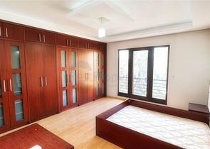 Просторная квартира 3+1 в Алтынкуме Анталья