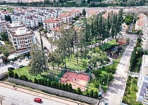 Просторная квартира 3+1 в Алтынкуме Анталья