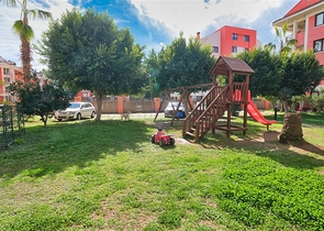 Просторная квартира 3+1 в Алтынкуме Анталья