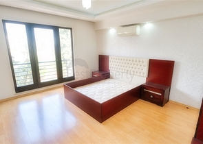 Просторная квартира 3+1 в Алтынкуме Анталья