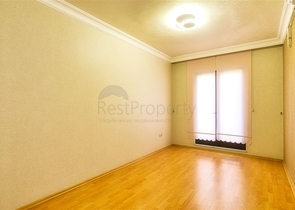 Просторная квартира 3+1 в Алтынкуме Анталья