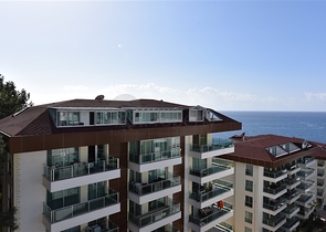 Меблированный пентхаус планировки 4+1