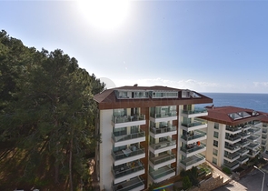 Меблированный пентхаус планировки 4+1