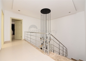 Меблированный пентхаус планировки 4+1