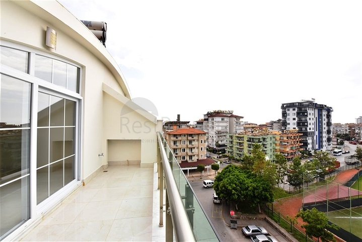 Пентхаус планировки 2+1 в центре Алании