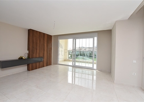 Пентхаус планировки 2+1 в центре Алании