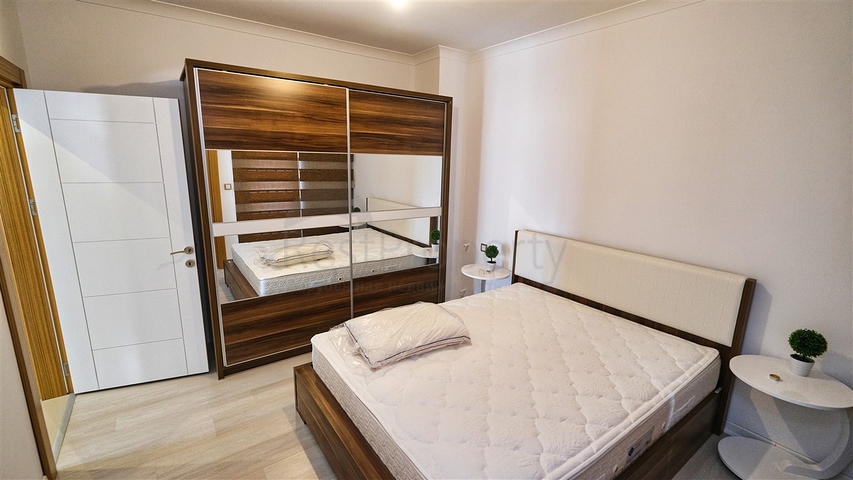 Пентхаус 3+1 с мебелью в 600 м от моря в Анталии