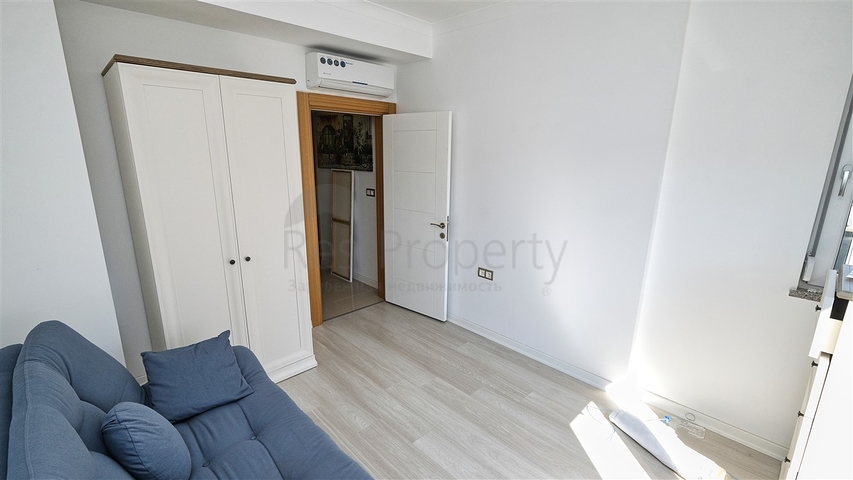 Пентхаус 3+1 с мебелью в 600 м от моря в Анталии