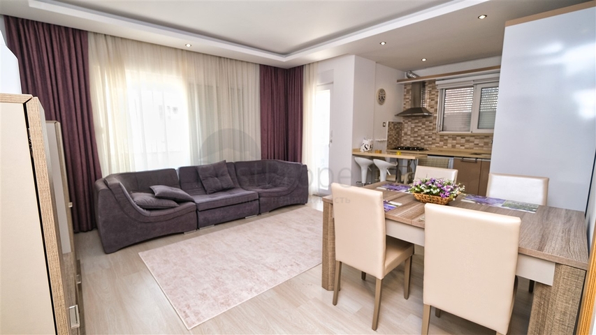 Пентхаус 3+1 с мебелью в 600 м от моря в Анталии