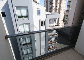 Пентхаус 3+1 с мебелью в 600 м от моря в Анталии