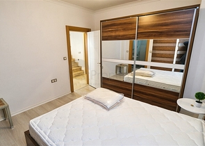 Пентхаус 3+1 с мебелью в 600 м от моря в Анталии