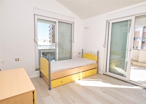 Пентхаус 3+1 с мебелью в 600 м от моря в Анталии