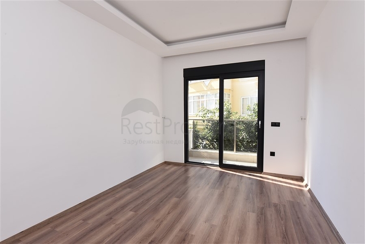 Шестикомнатная квартира с мебелью