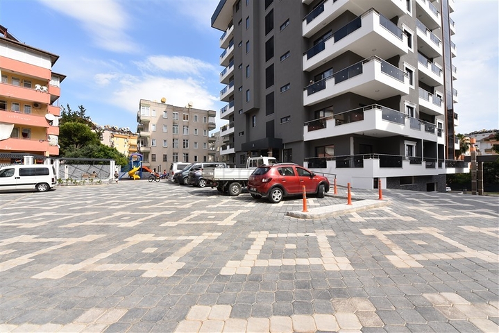 Шестикомнатная квартира с мебелью