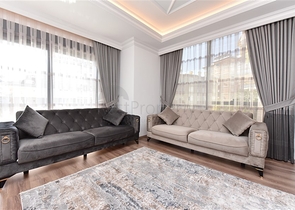 Шестикомнатная квартира с мебелью