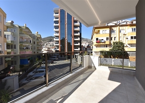 Шестикомнатная квартира с мебелью